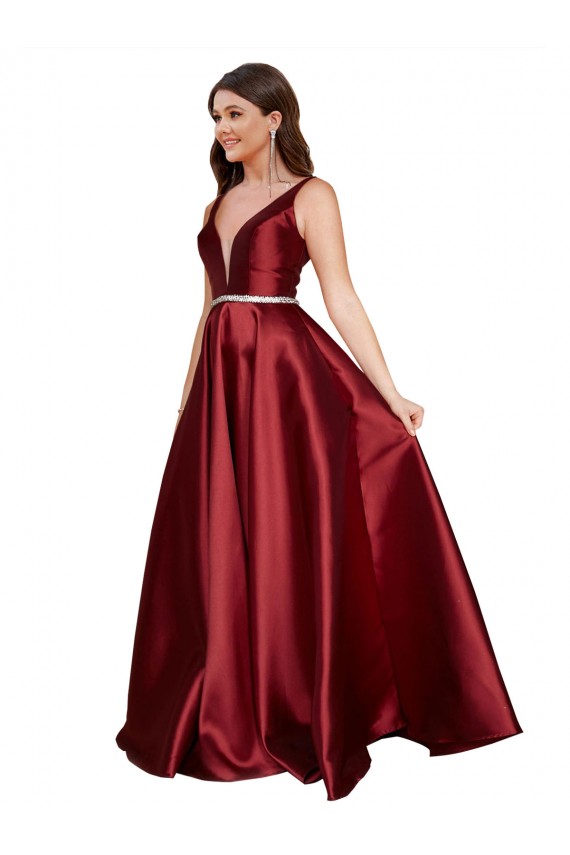 Best Sleeveless V-Back Long V-Neck A-Line Plus Size Evening Dress UK